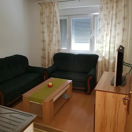 Appartement Prenociste-Smjestaj 
